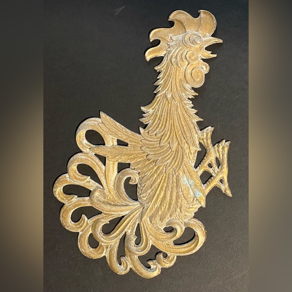 Vintage Cast Aluminum Roosters Set of 2 - Picture 3 of 4